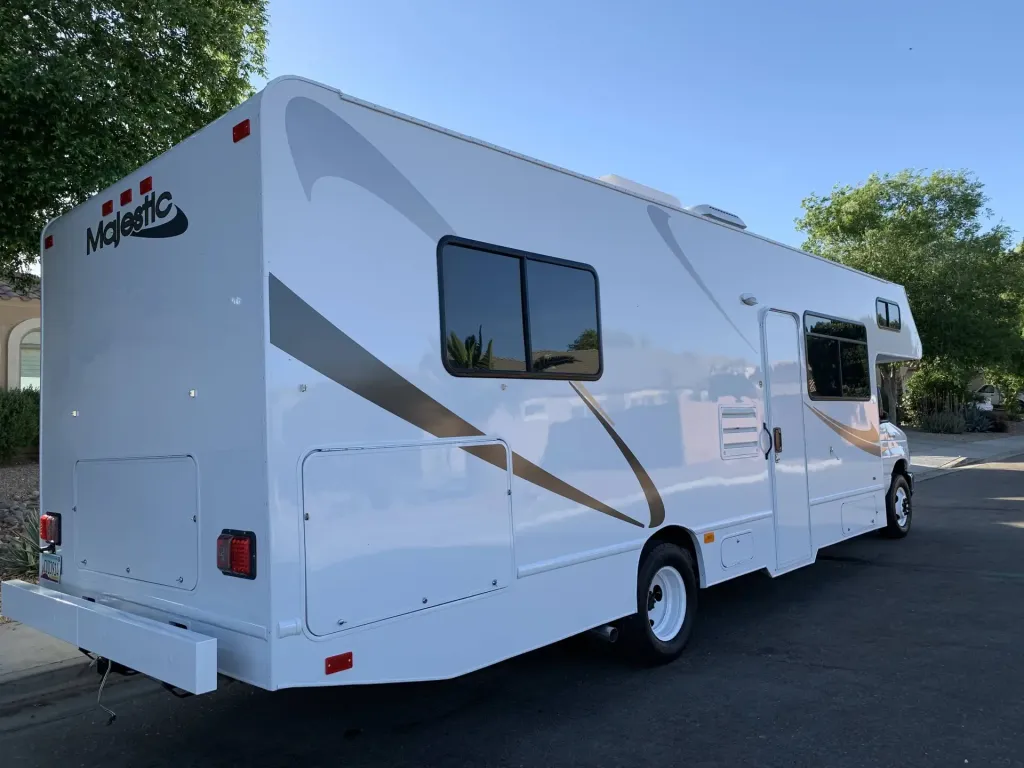 Professional RV detailing service