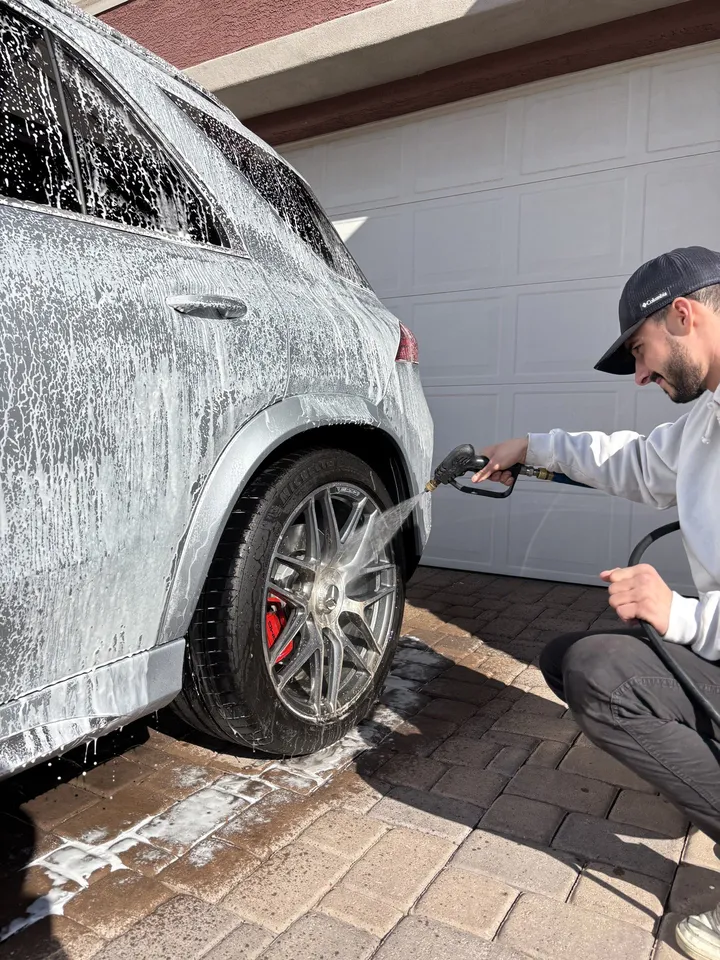 Premium mobile auto detailing service in Gilbert Arizona