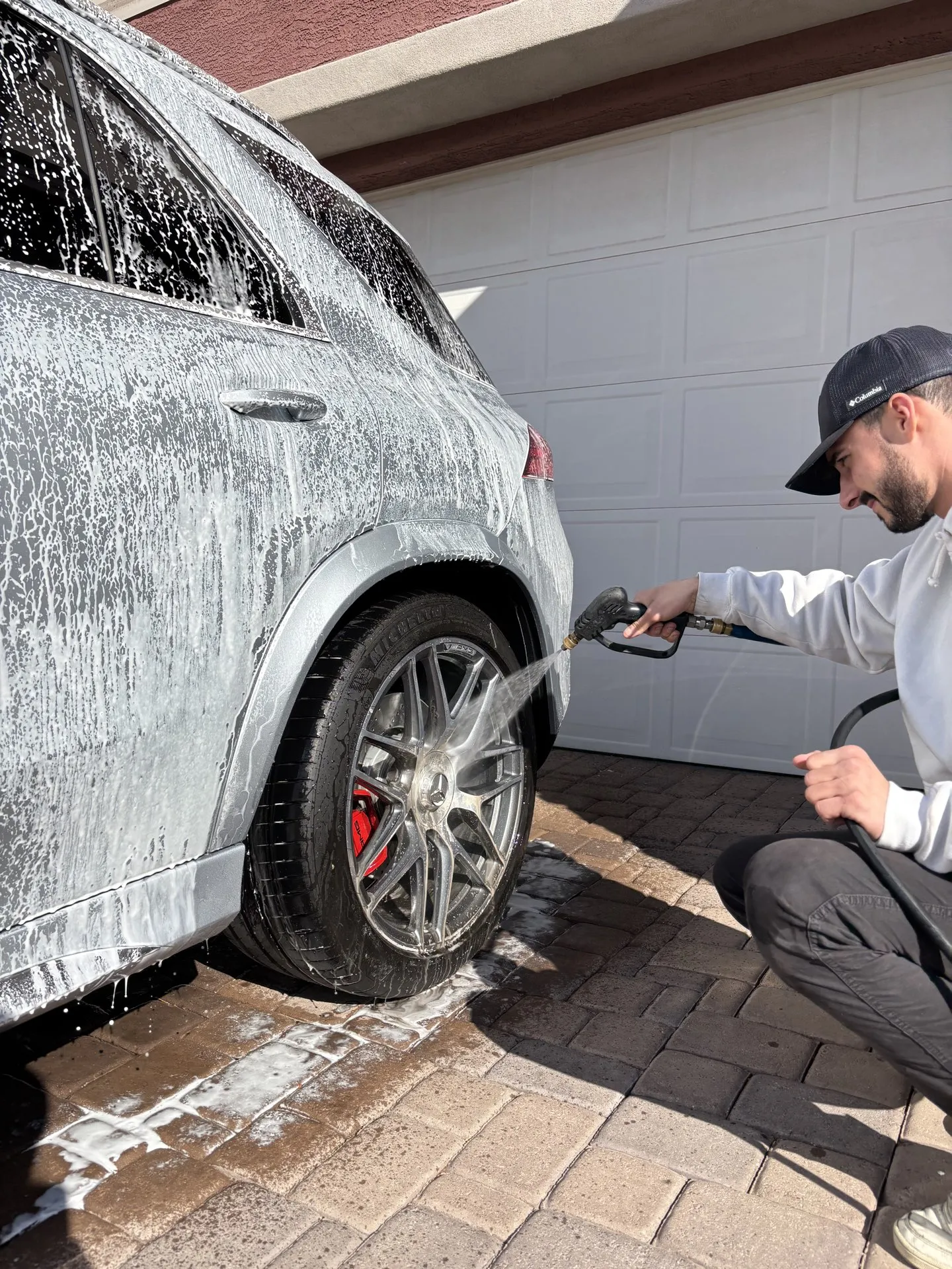 Shine Design mobile detailing a vehicle